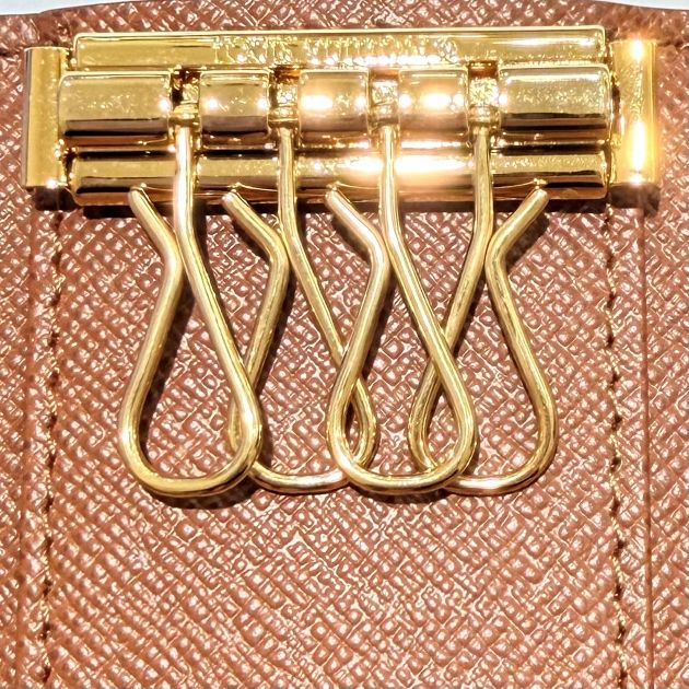 louis vuitton m69517 key case condition details