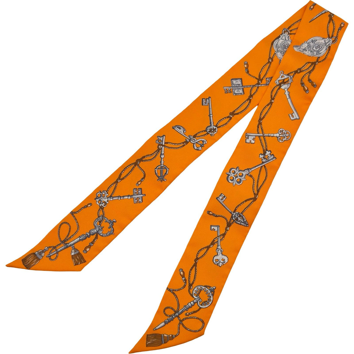 hermes scarf front view