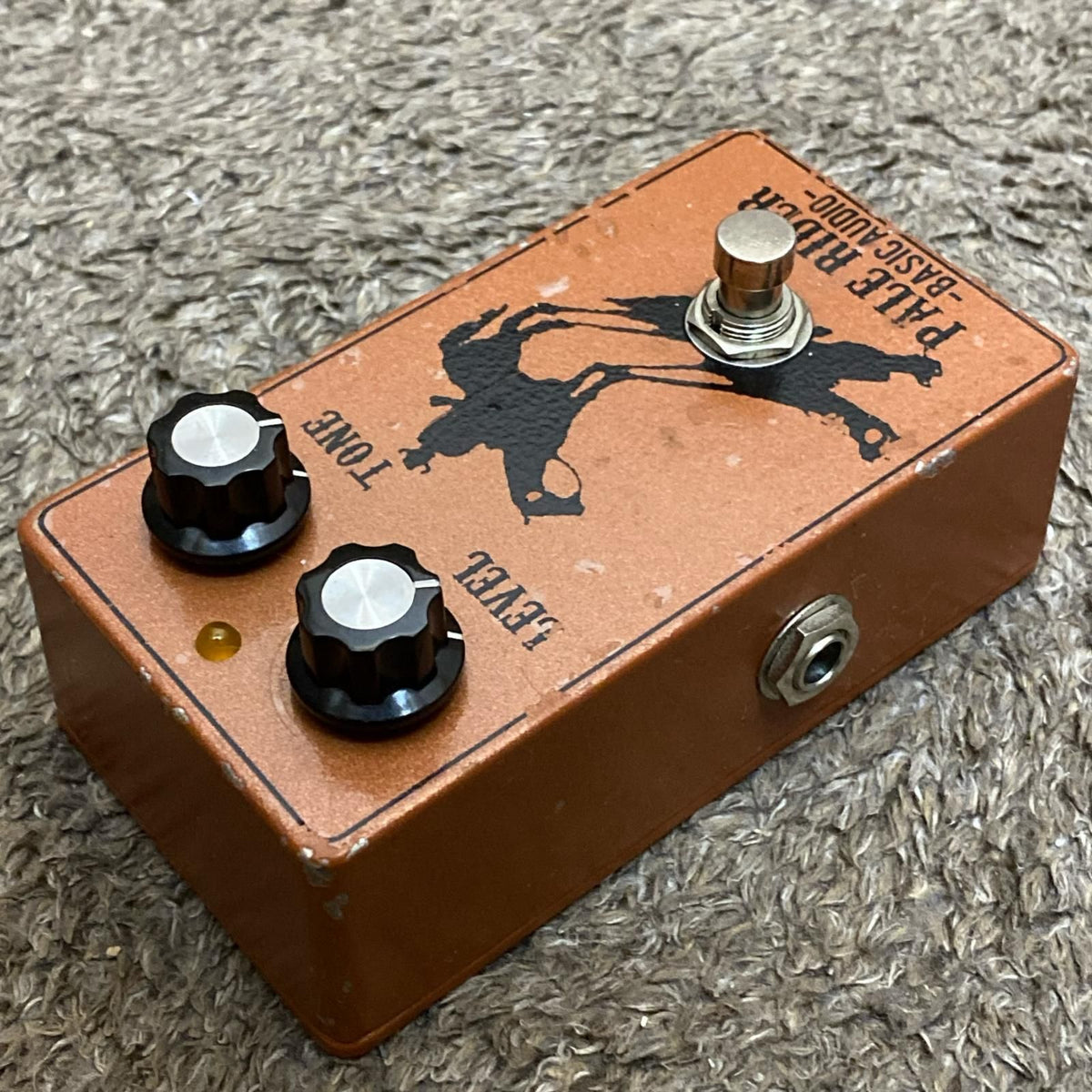 guitar effector front view