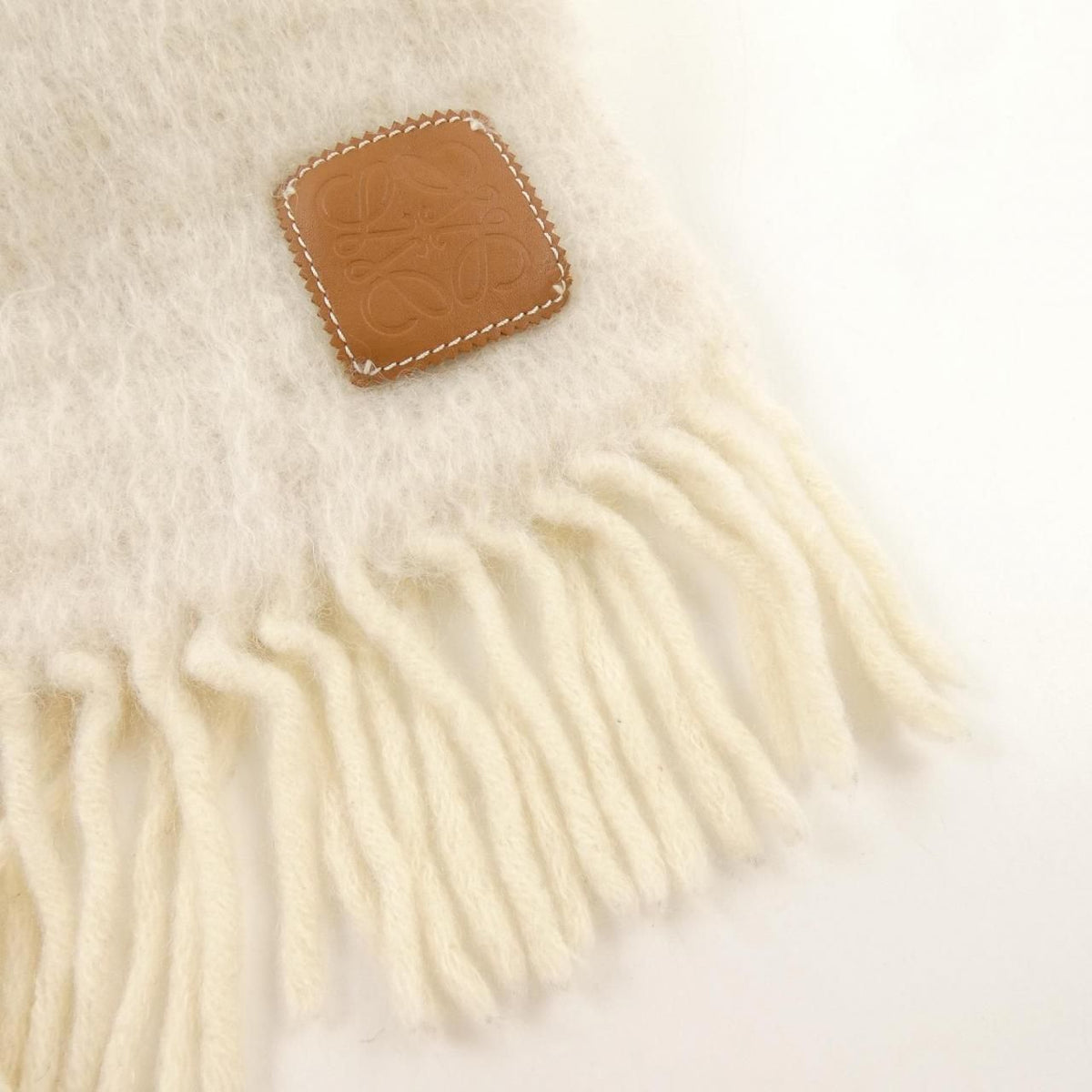Loewe Scarf – Beige