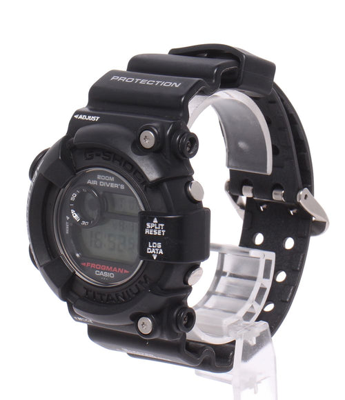 casio dw-8200z-1t watch front view