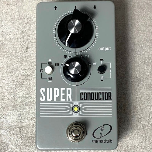 grey guitar effector front view