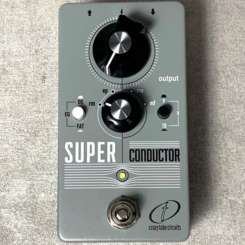 grey guitar effector front view