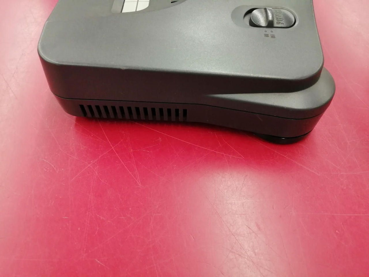 nintendo nus-001 video game console rear view