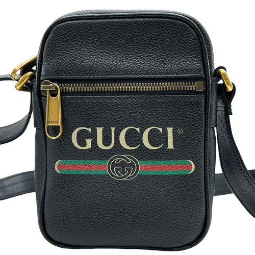 gucci shoulder bag front view