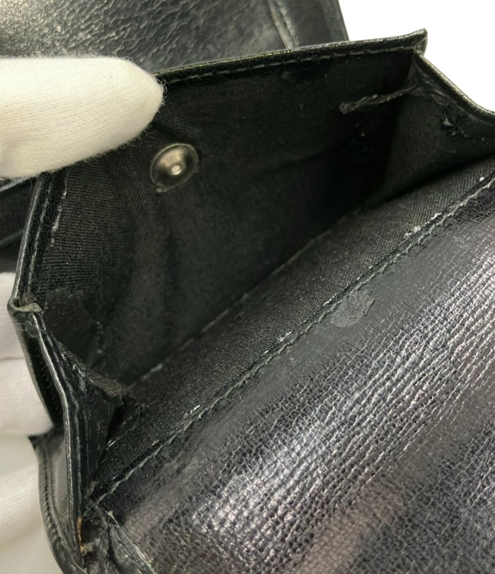 salvatore ferragamo wallet functional details