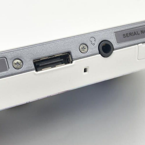 sony pch-1100 handheld console rear view