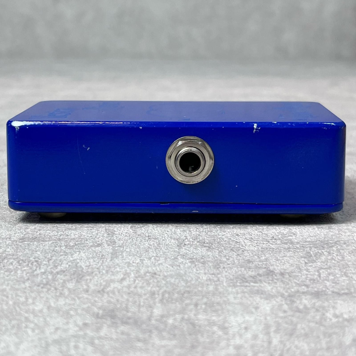 guitar effector side view
