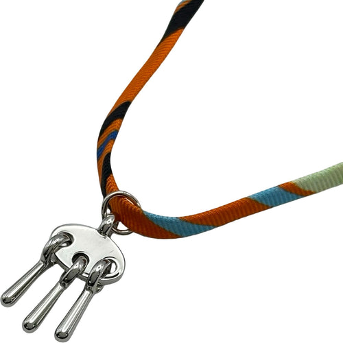 hermes necklace front view