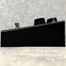 grey guitar effector rear view