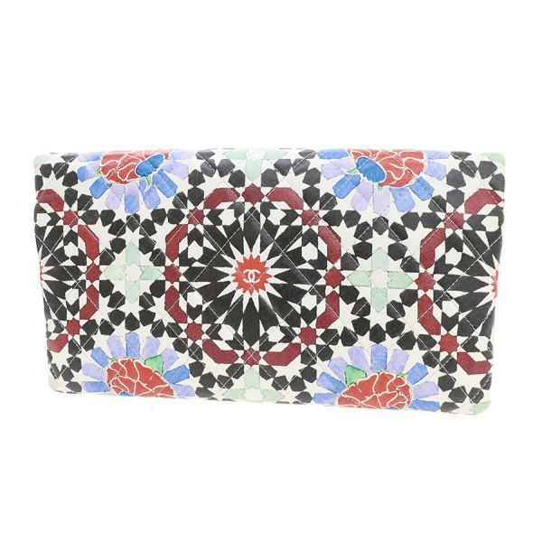 chanel pouch / clutch front view