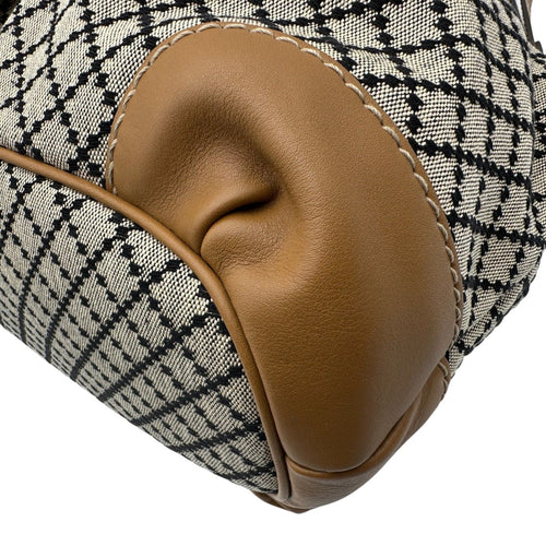 gucci beige handbag interior details