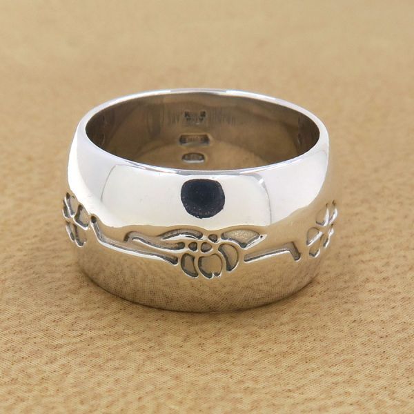 bvlgari ring side view