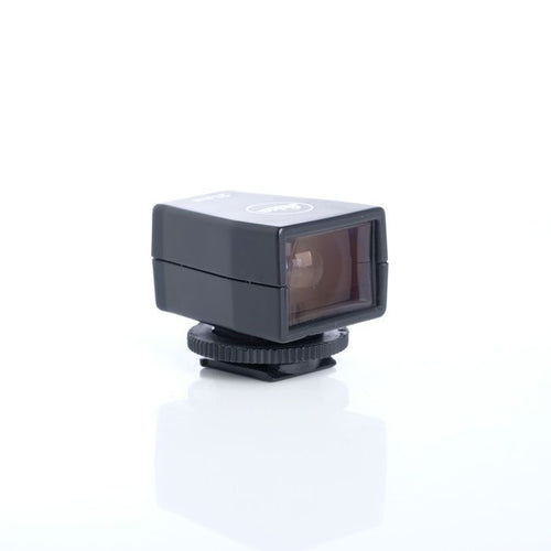 leica camera accessories included