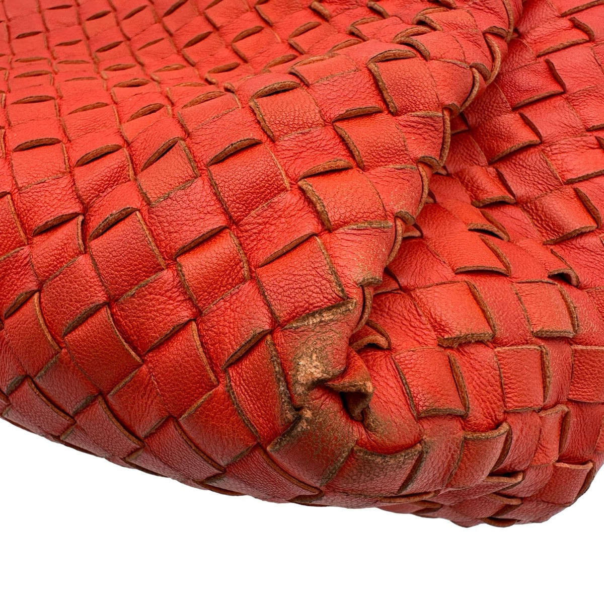 bottega veneta handbag functional details