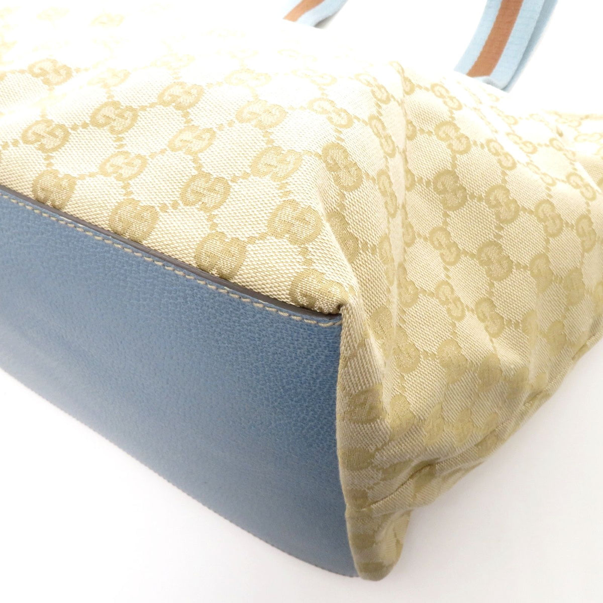 gucci beige tote bag accessories included