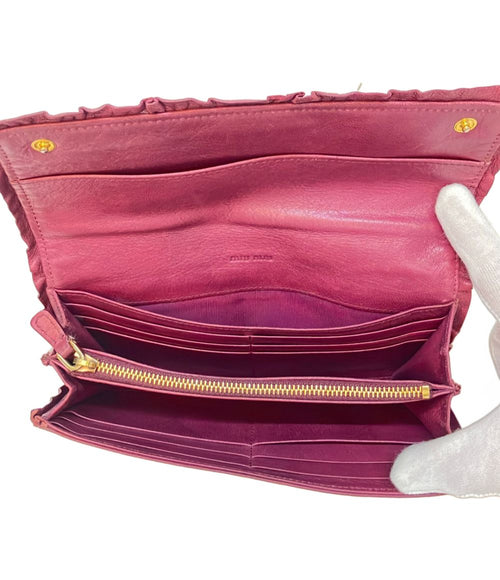 miu miu pink wallet rear view
