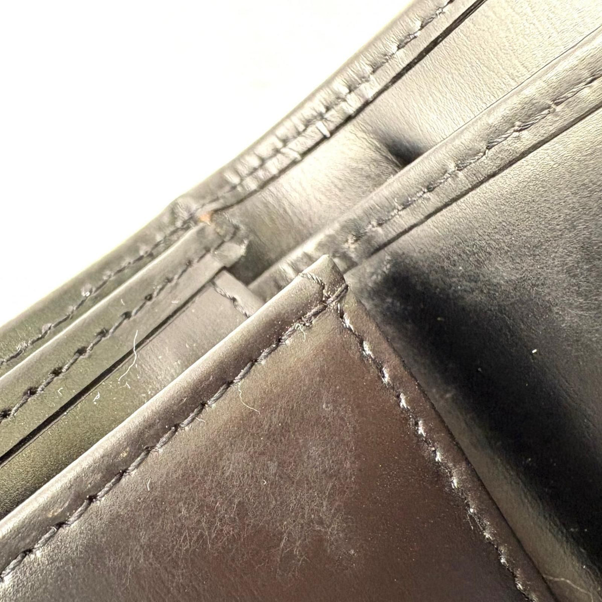 cartier wallet interior details