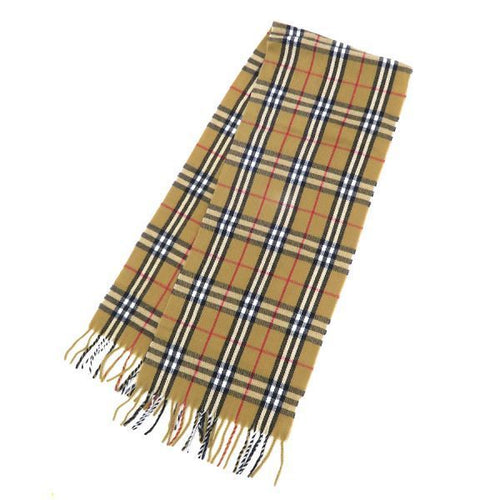 burberry scarf side view