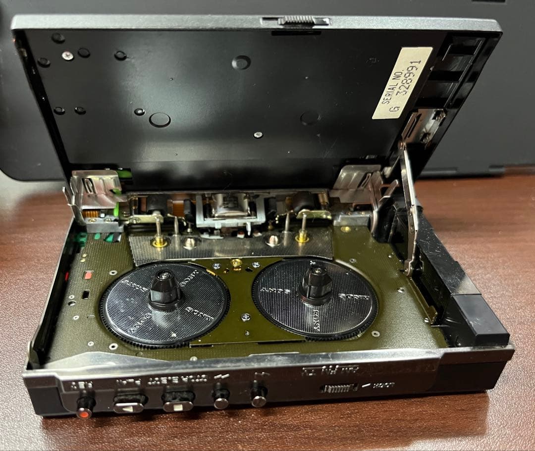 Radio And Boombox Sony Walkman Wm-F404